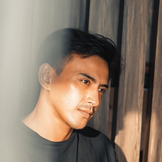 profile-image