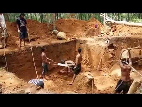 Galian Terkendala Batu [Lampung Timur]