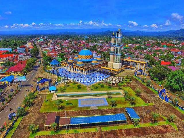 Misteri Di Masjid Agung Lubuk Linggau dan Ornamen Hotel