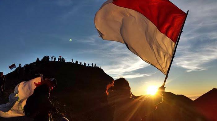 NUSANTARA AWALNYA NUSWANTARA JADILAH INDONESIA