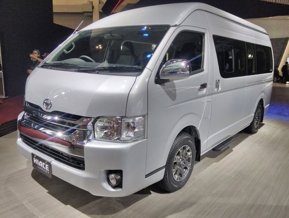 Sewa Mobil Hiace Bandung: Kenyamanan dan Keamanan Terbaik