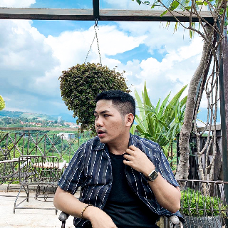 profile-image