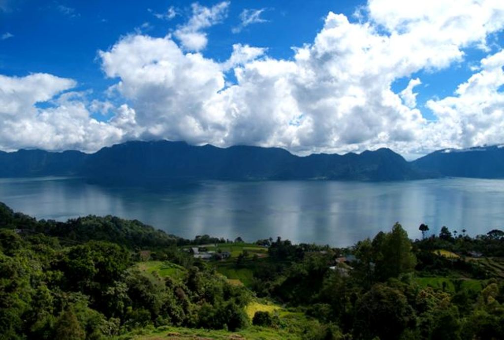 Paket Tour Minangkabau 3 Hari 2 Malam Wisata Murah Padang Bukittinggi Sumbar