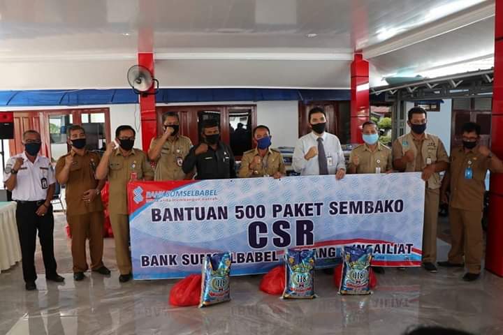 Tribe-Bank-Sumsel-Babel-Cabang-Sungailiat-Serahkan-Bantuan-Paket-Sembako-kepada-Pemkab-Bangka-suthabangka-00.jpg