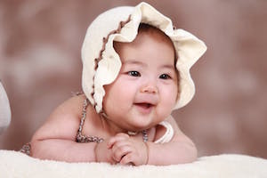 Jasa Foto Bayi / Newborn - Fotografer Fotografi - Sociabuzz